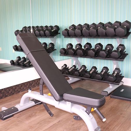 Holiday Inn Express Hotel & Suites Clearwater Us 19 North By Ihg Екстериор снимка