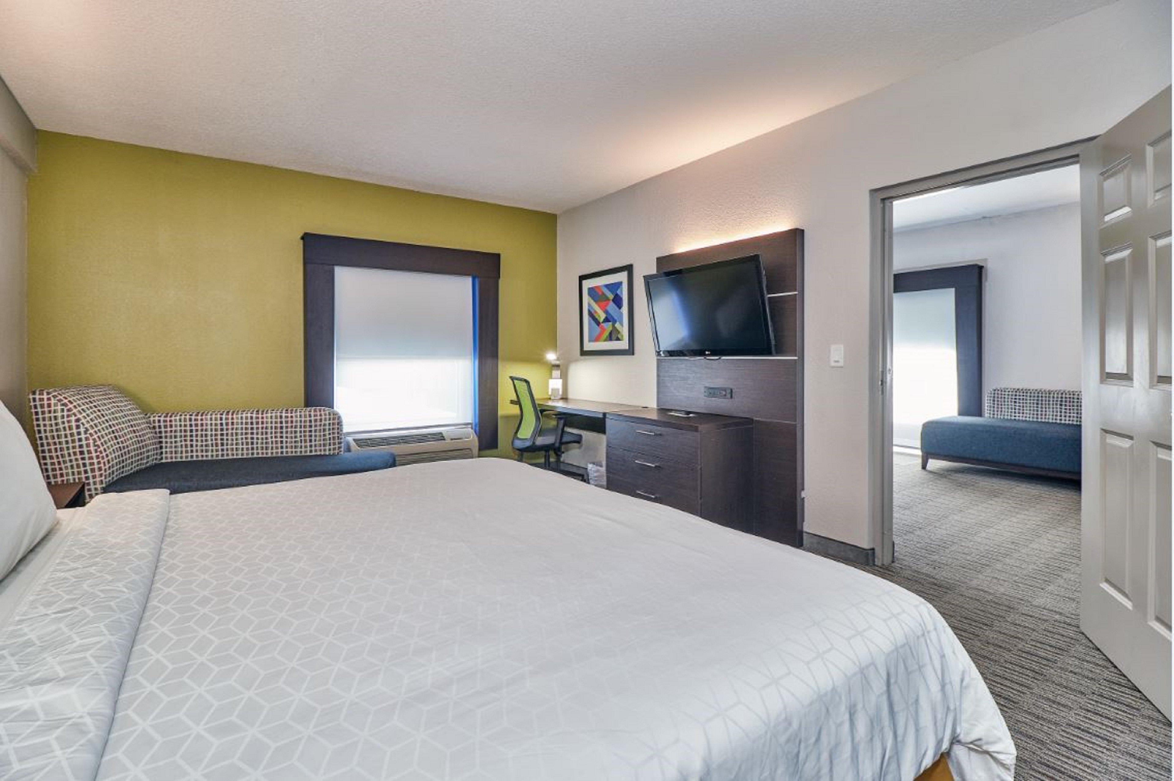 Holiday Inn Express Hotel & Suites Clearwater Us 19 North By Ihg Екстериор снимка