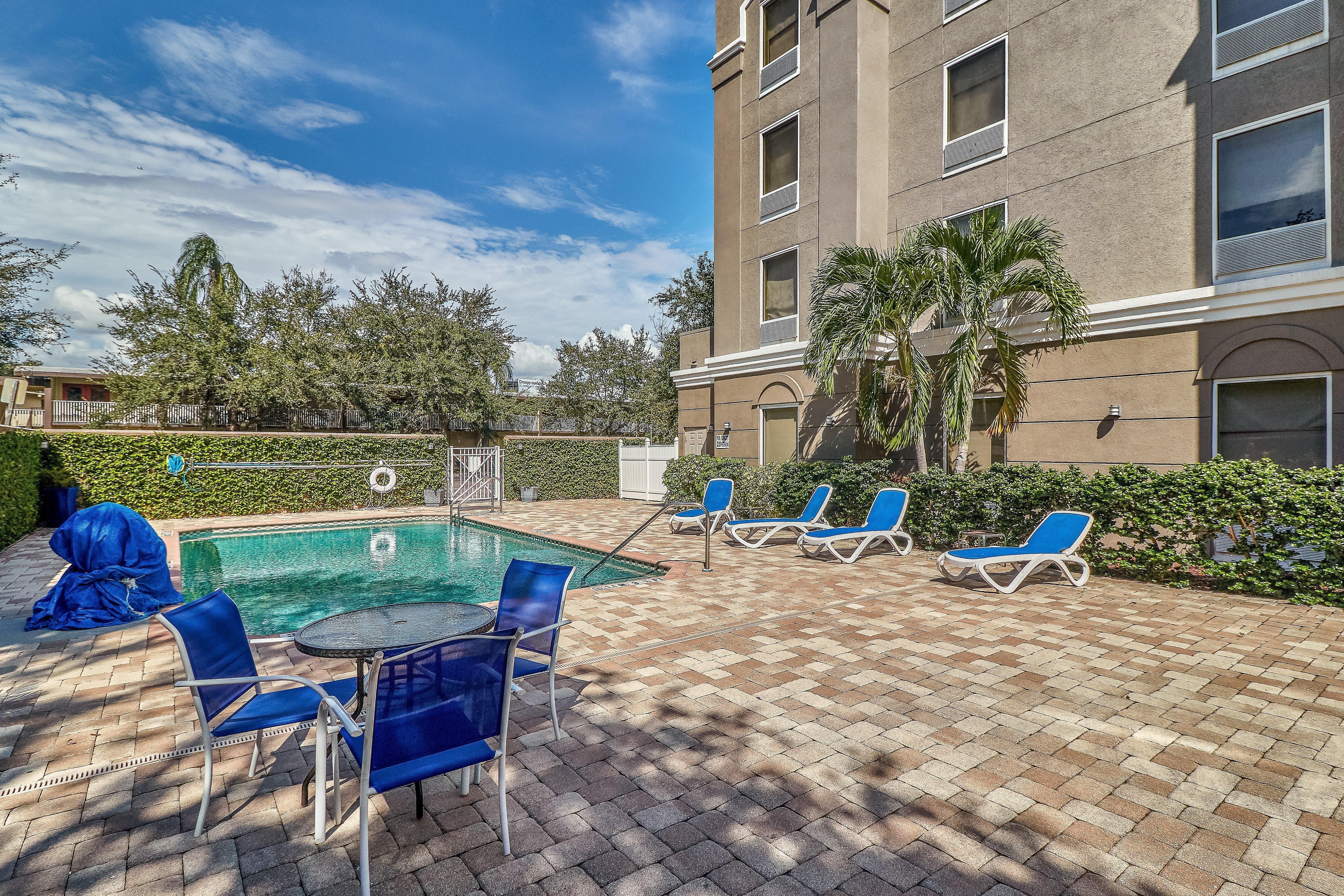 Holiday Inn Express Hotel & Suites Clearwater Us 19 North By Ihg Екстериор снимка
