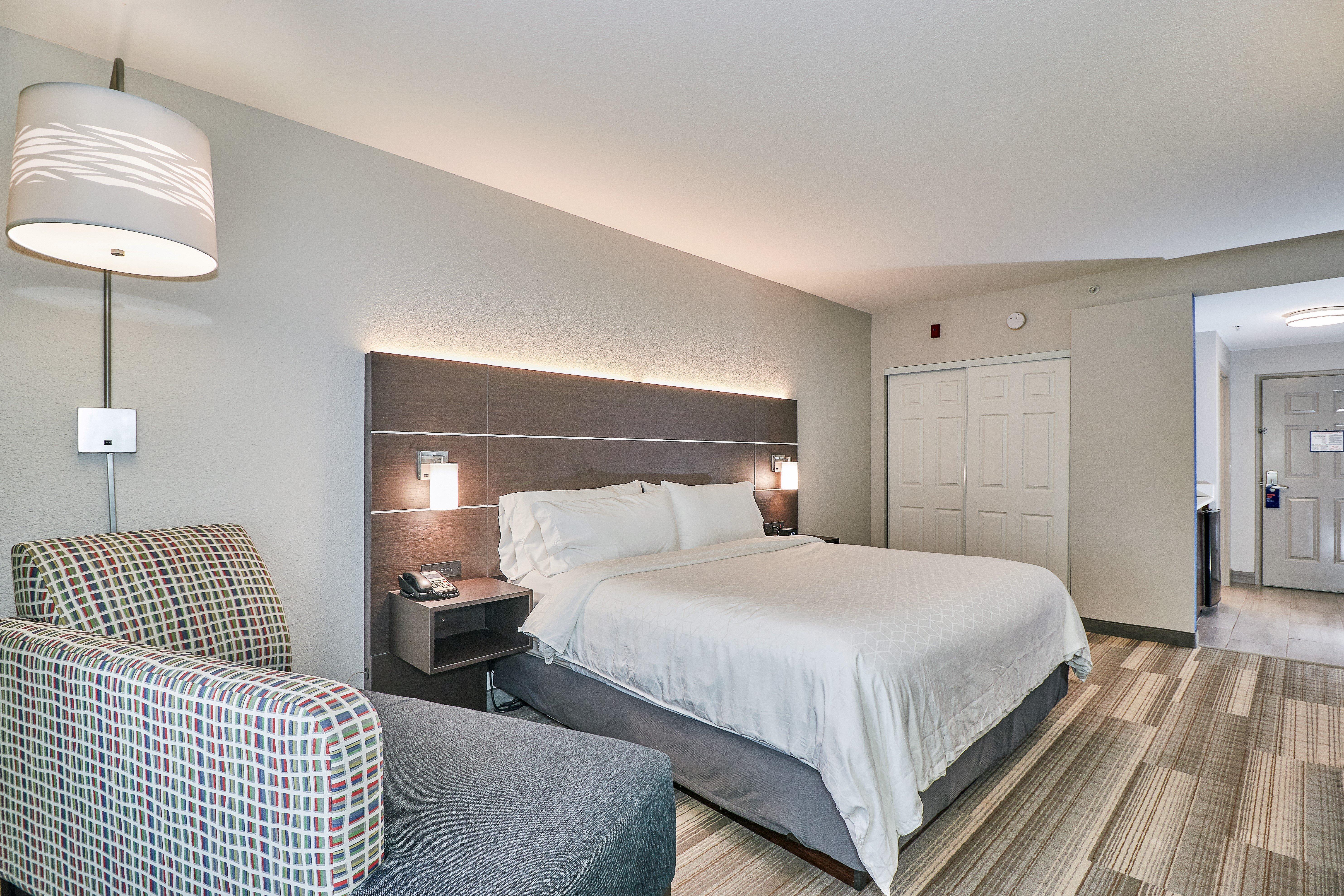 Holiday Inn Express Hotel & Suites Clearwater Us 19 North By Ihg Екстериор снимка