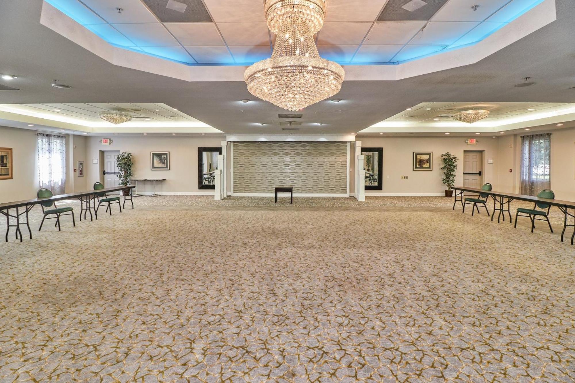 Holiday Inn Express Hotel & Suites Clearwater Us 19 North By Ihg Екстериор снимка